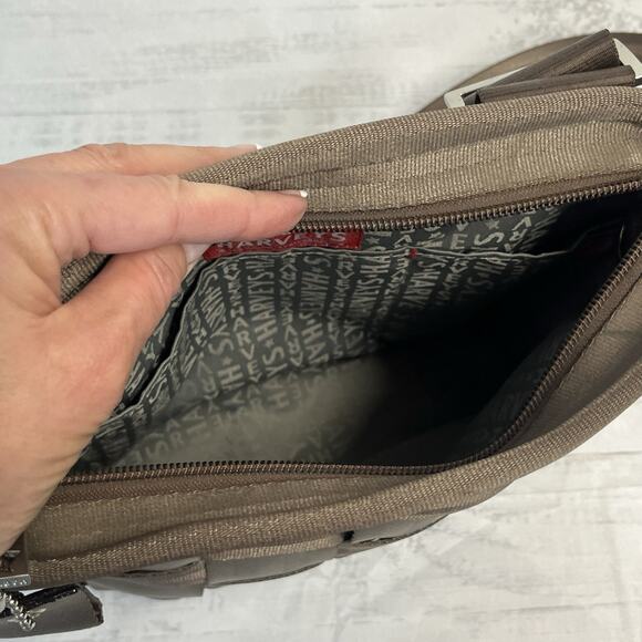 Harveys Seatbelt Purse Crossbody Bag Brown Chestnut Expresso 10"x10" Zip Closure - Picture 12 of 16